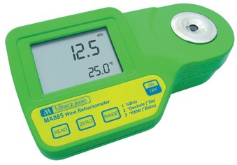 Refraktometer Digital, 0-230 Oe und 0-50 Brix